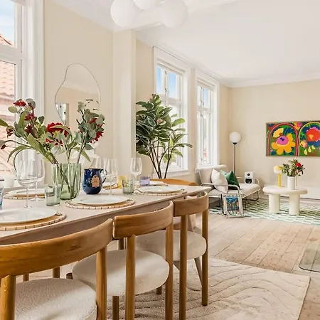 The 1880 Authentic Dream I 500m To Bryggen *